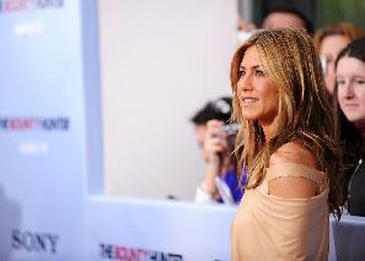 Aniston er gefin fyrir breskan húmor. Mynd/ AFP.