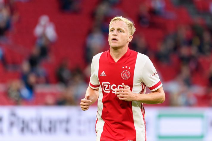 Donny van de Beek er eftirsóttur leikmaður.