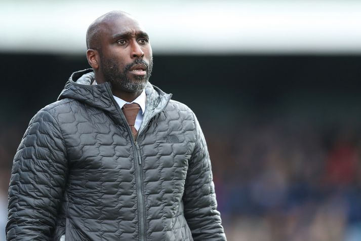 Sol Campbell sem knattspyrnustjóri Macclesfield Town.