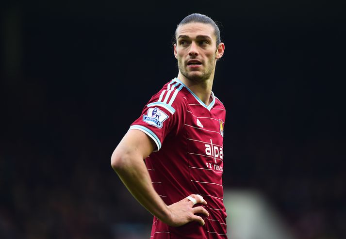 Carroll í leik með West Ham.