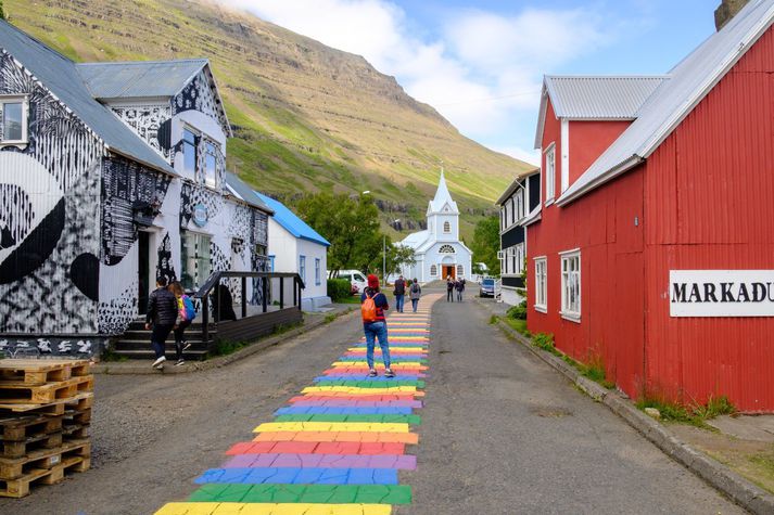 Seyðisfjarðarkirkja er ein fallegasta kirkja landsins.