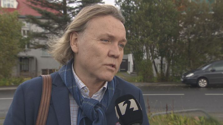 Einar Þór Jónsson, framkvæmdastjóri HIV samtakanna, greindist sjálfur með sjúkdóminn fyrir rúmum þremur áratugum. 