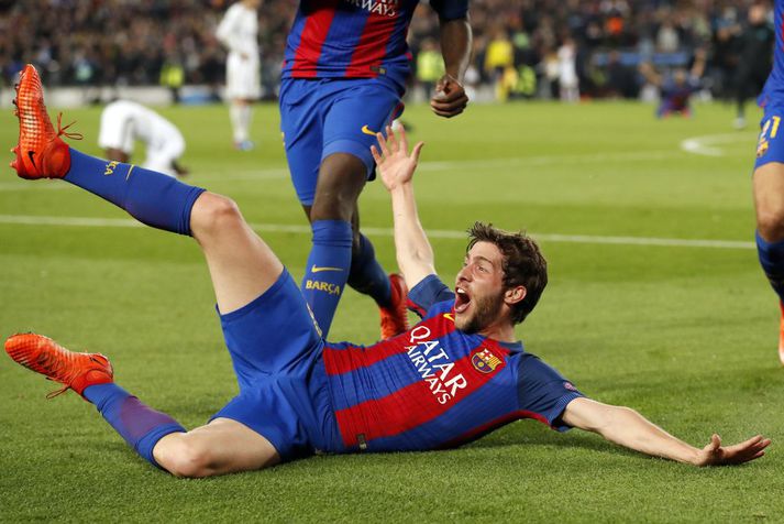 Sergi Roberto fagnar sjötta markinu sem kom í blálok uppbótartímans.