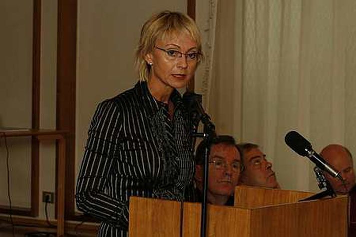 Hulda Guðmundsdóttir var meðal þeirra sem mæltu fyrir tillögu um staðfesta samvist sem nú hefur verið dregin til baka.