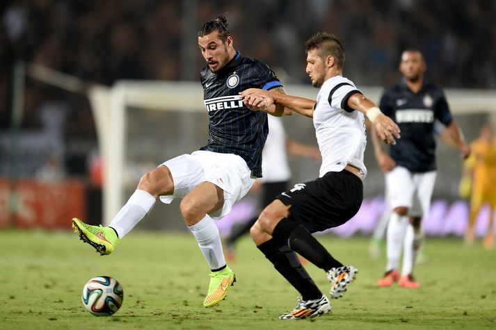 Dani Osvaldo í leik Inter og PAOK í kvöld.