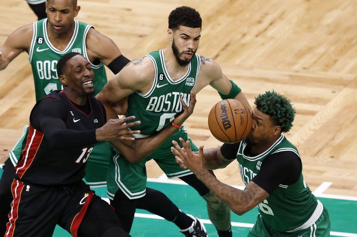 Marcus Smart var þefvís á boltann í gærkvöld og náði að stela honum fimm sinnum af Miami-mönnum, auk þess að skora 23 stig.