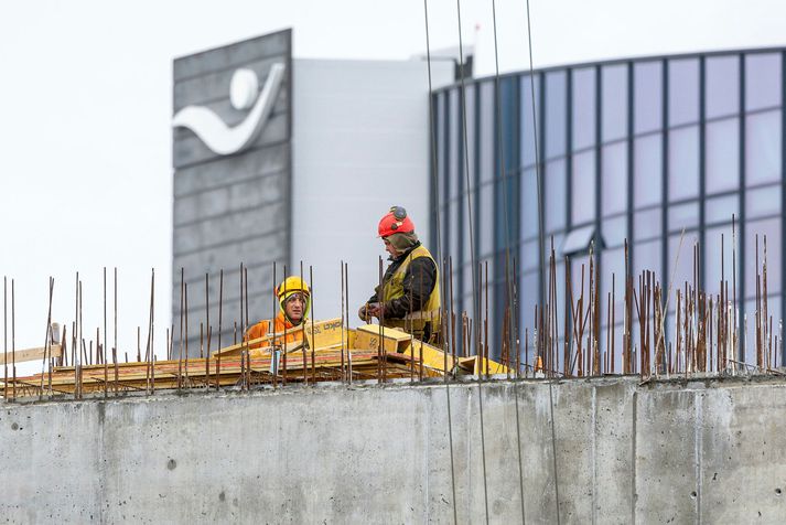 Bankarnir hafa veitt umtalsvert meira af nýjum útlánum til fyrirtækja það sem af er þessu ári heldur en þeir gerðu samanlagt á árunum 2020 og 2021.