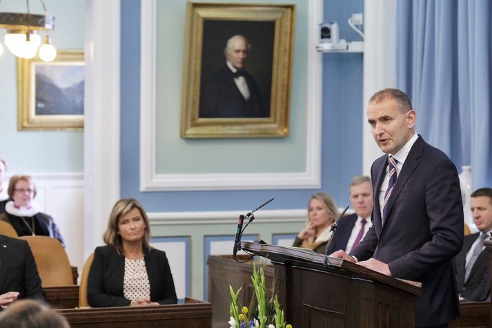 Forseti Íslands við þingsetningu í dag.