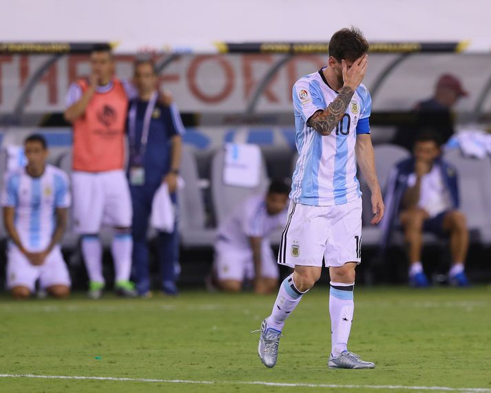 Lionel Messi var óhuggandi eftir leik.