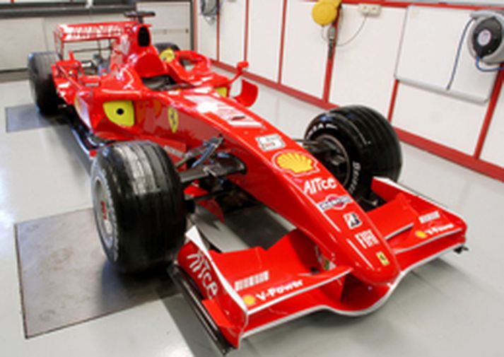 Svona lítur 2007-útgáfan af Ferrari bílnum í formúlu 1 út.