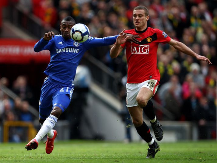 Nemanja Vidic í leiknum á móti Chelsea í gær.