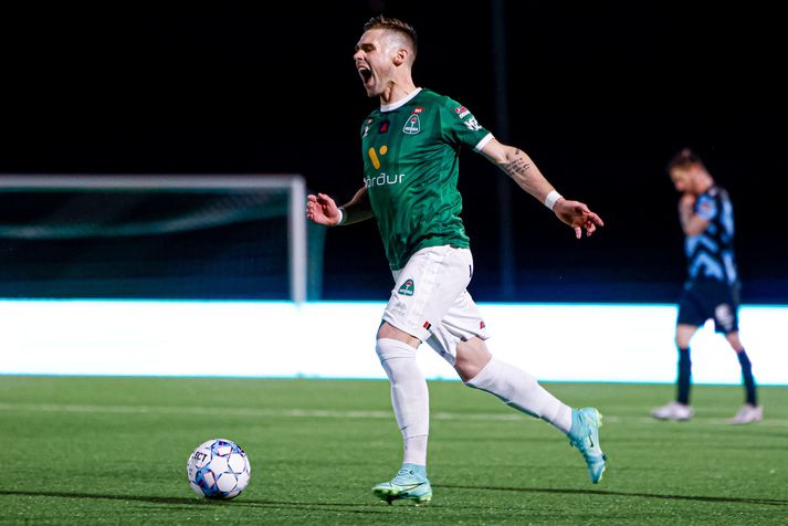 Árni gekk til liðs við Zalgiris í vetur.