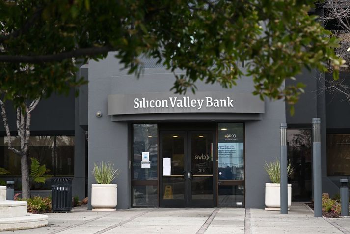 Silicon Valley Bank var sextándi stærsti banki Bandaríkjanna. 