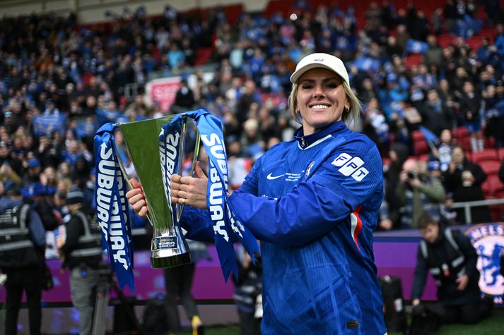 Millie Bright hefur ákveðið að leggja skóna á hilluna eftir langan og alveg einstaklega sigursælan feril.