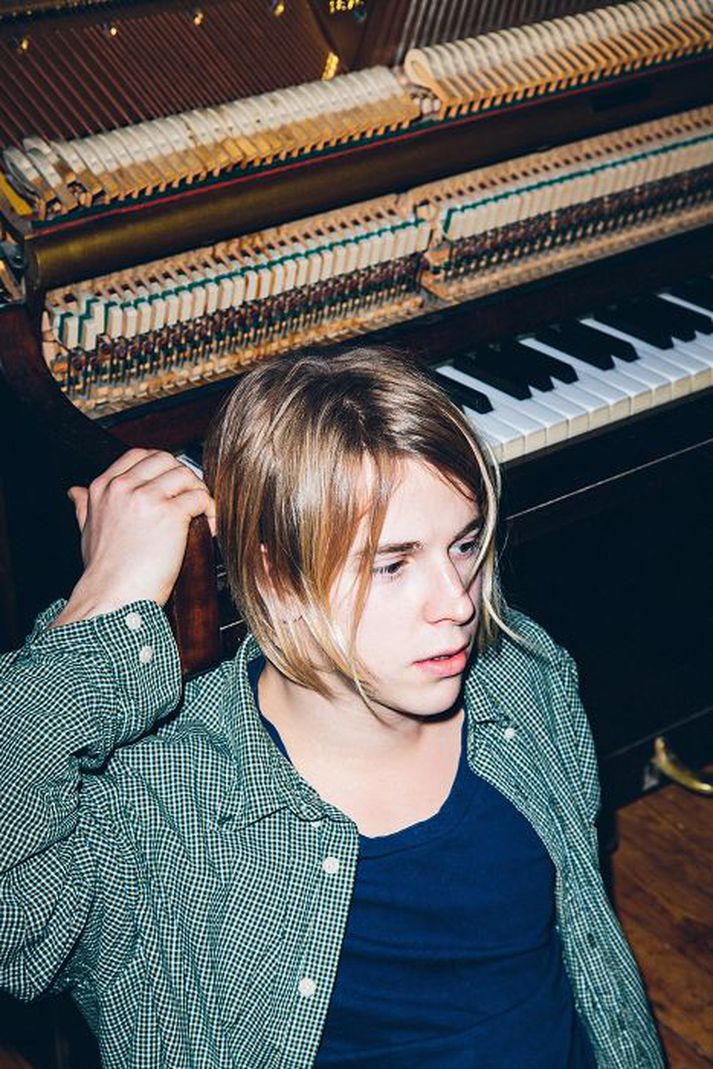Tom Odell fer ekki fram á neinar rósir baksviðs en vill þó fá þroskaða banana.