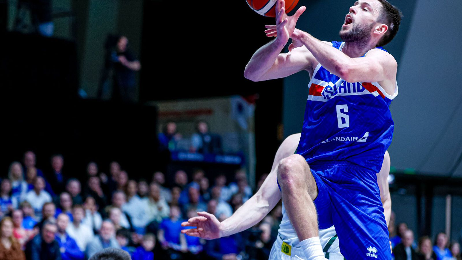 Jón Axel stoðsendingahæstur í mikil­vægum sigri