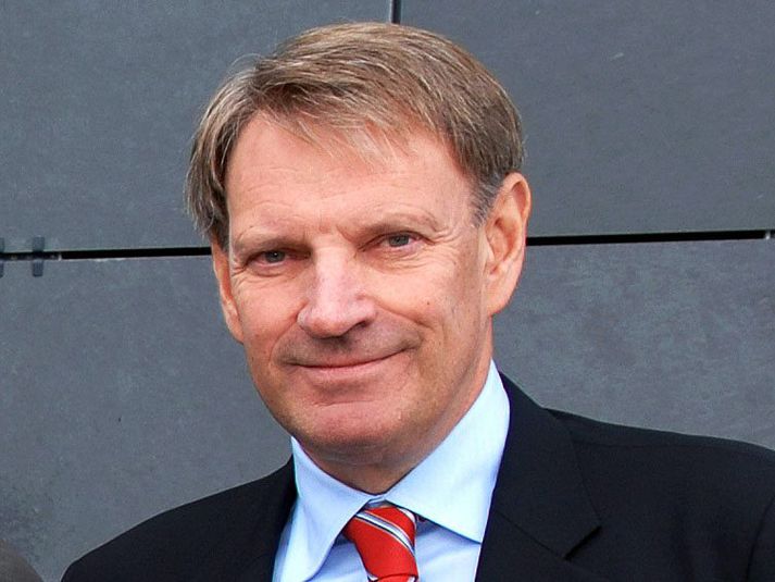 Helgi er í hópi þeirra Sjálfstæðismanna sem vilja ekki draga aðildarumsóknina til baka.