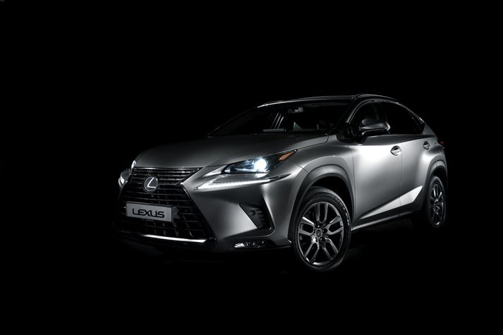 Lexus NX300h er djarflega og frumlega teiknaður bíll sem vekur eftirtekt hvar sem hann fer.