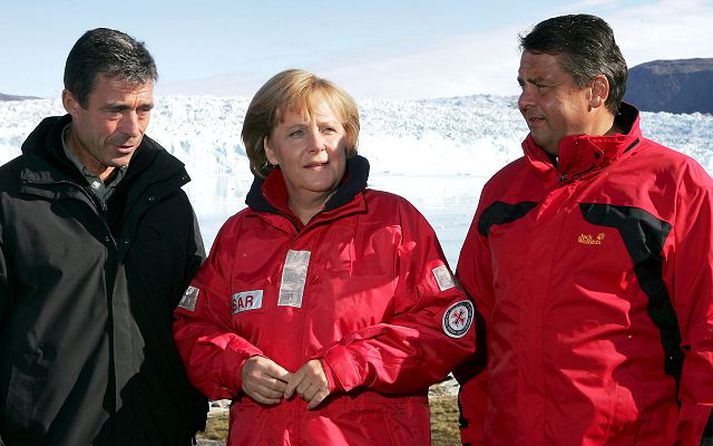 Angela Merkel á Grænlandi ásamt Anders Fogh Rasmussen og Sigmar Gabriel, umhverfisráðherra Þýskalands.