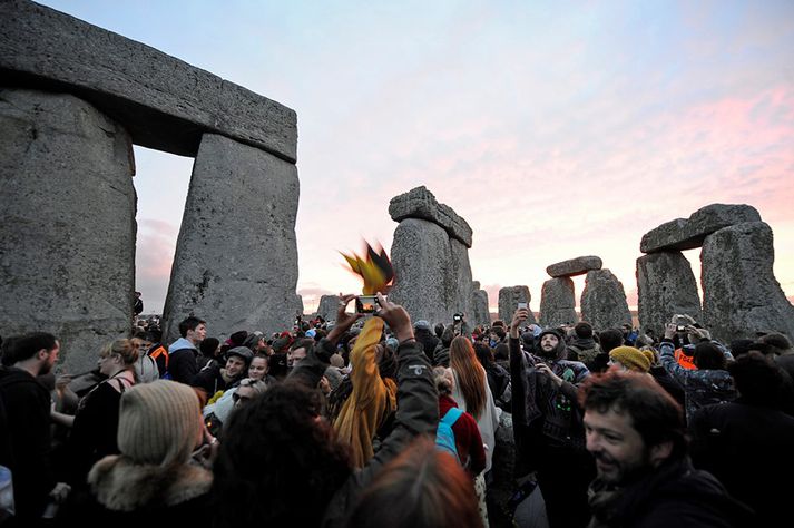 Ekki einungis drúídar létu sjá sig við Stonehenge í morgun.