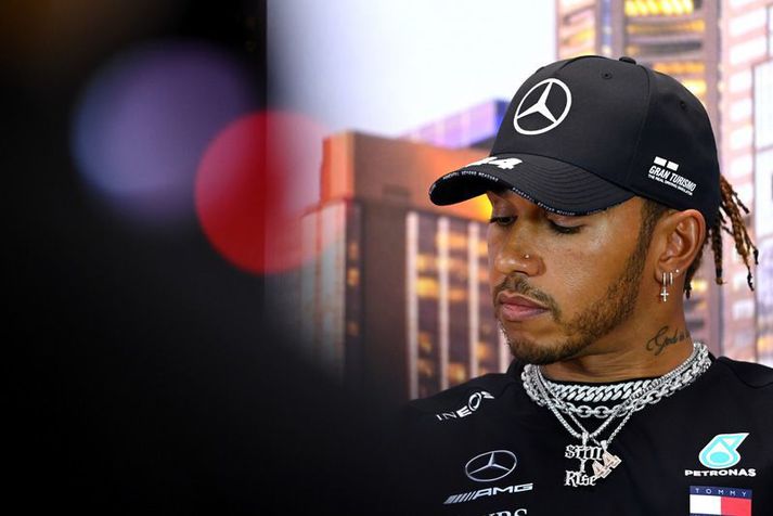 Lewis Hamilton á blaðamannafundinum í Melbourne í morgun en þar fer ástralski kappaksturrinn í formúlu eitt fram um helgina.