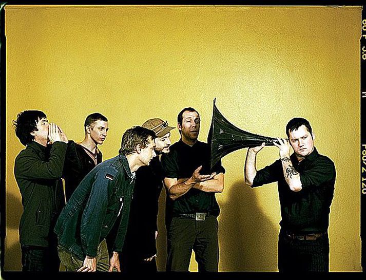 Modest Mouse. Bandaríska hljómsveitin fór beint á toppinn í heimalandinu.
