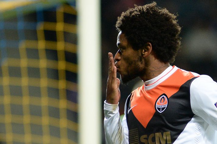 Luiz Adriano.