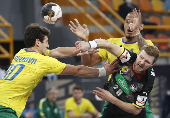Philipp Weber í leik Þýskalands og Brasilíu á HM í Egyptalandi.