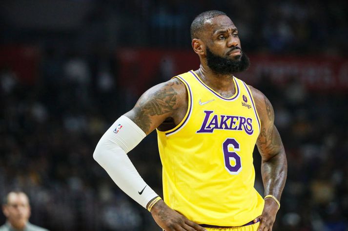 Það er af sem áður var, þegar LeBron James var óumdeildur kóngur NBA-deildarinnar.