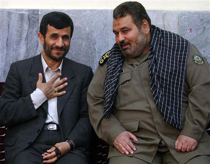 Ahmadinejad á góðri stund.