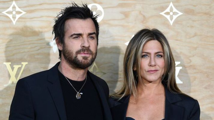 Jennifer Aniston er þekktust fyrir leik sinn í Vinum á tíunda áratanum en Justin Theroux hefur haft puttana í kvikmyndagerð.