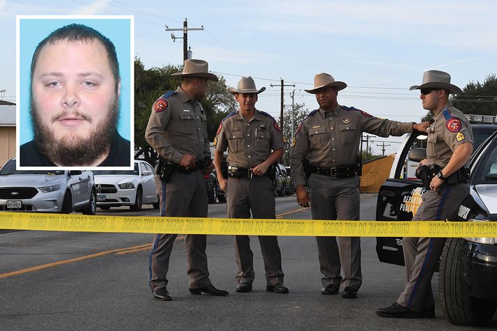 Devin Patrick Kelley, sem sagður er hafa myrt 26 manns í kirkju í Sutherland Springs í Texas í gær, hafði rifist við tengdamóður sína skömmu fyrir árásina.