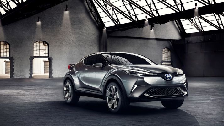 Toyota C-HR er djarflega teiknaður bíll.