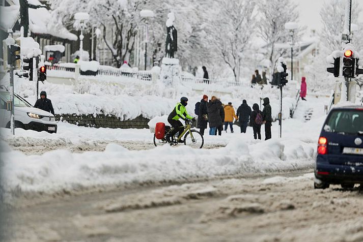 Þeim fjölgar sem hjóla í og úr vinnu allt árið.