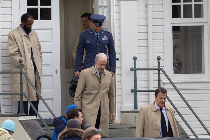 J.K. Simmons og Jeff Daniels við tökur á The Brink of War við Höfða.