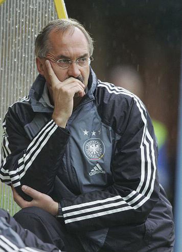Ulrich Stielike er hættur.