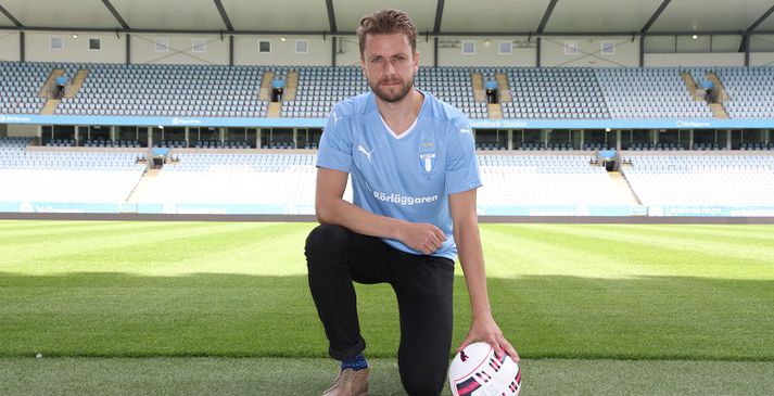 Kári þreytti frumraun sína með Malmö í dag.