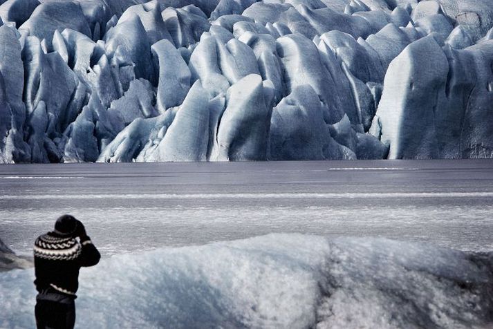  Breiðamerkurjökull í Jökulsárlóni á það til að brotna upp mjög ört en getur þó stundum gengið fram þótt afkoma hans gefi ekki tilefni til.Fréttablaðið/Heiða