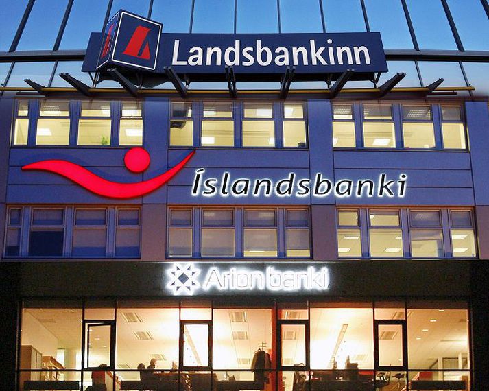 viðskiptabankarnir S&P telur lánaáhættu enn vera mikla í íslenska bankakerfinu, ekki síst vegna erfiðrar skuldastöðu heimila og fyrirtækja.