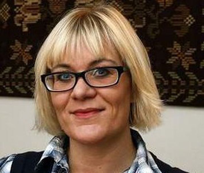 Framkvæmdastjóri Creditinfo óttast að rannsókn Seðlabanka á fjárhagsstöðu heimila og fyrirtækja taki lítið mið af kröfum sem fólk lendir fyrst í vanskilum með, svo sem fasteignagjöldum, hita og rafmagni, bifreiðatryggingum og meðlagi.
Fréttablaðið/stefán