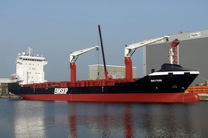 Flutningaskipið Selfoss.