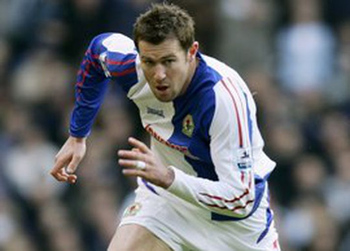 Brett Emerton verður áfram hjá Blackburn