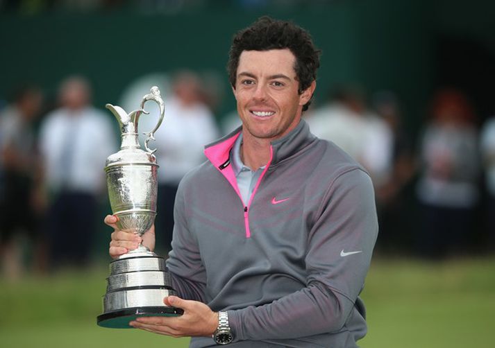 Rory McIlroy sigraði á Opna breska meistaramótinu um helgina.