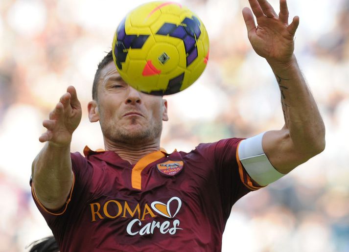 Totti í leik með Roma á Ítalíu.