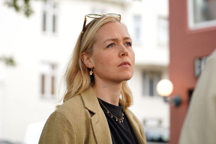 Lára Kristín Pedersen opnaði sig um matarfíkn meðan hún var enn í boltanum, gaf svo út bók um reynslu sína og starfar í dag með heimilislausum.