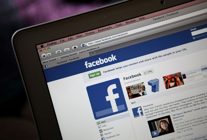 Hægt er að velja burt myndir sem vekja upp slæmar minningar í myndaannál Facebook sem hver notandi getur nálgast.