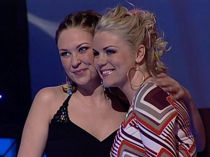 Þær Hildur Vala og Heiða Ólafs kepptu um Idolstjörnu titilinn í lokaþætti annarrar þáttaraðar árið 2005.