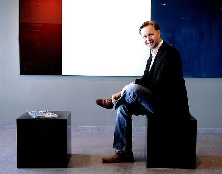„Þetta eru spennandi tímar fyrir Microsoft, því það er ekki langt síðan við gáfum út nýtt stýrikerfi, Windows 7, sem hlaut einstaklega góðar viðtökur. Sama hugmyndafræðin var notuð við þróun Office 2010 og því erum við þess fullviss að notendur munu einnig taka Windows 2010 opnum örmum,"segir Halldór Jörgensson, framkvæmdastjóri Microsoft Íslandi.