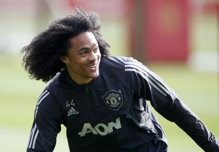 Tahith Chong á æfingu hjá Manchester United 