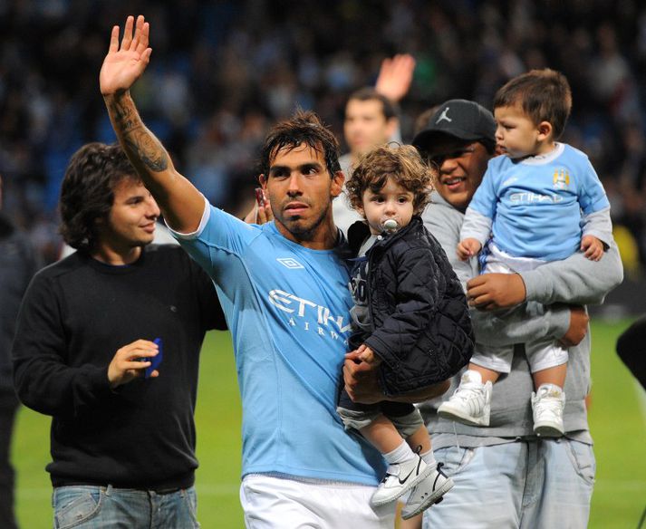 Það lítur allt út fyrir að Tevez sé á leið frá City á næstunni.